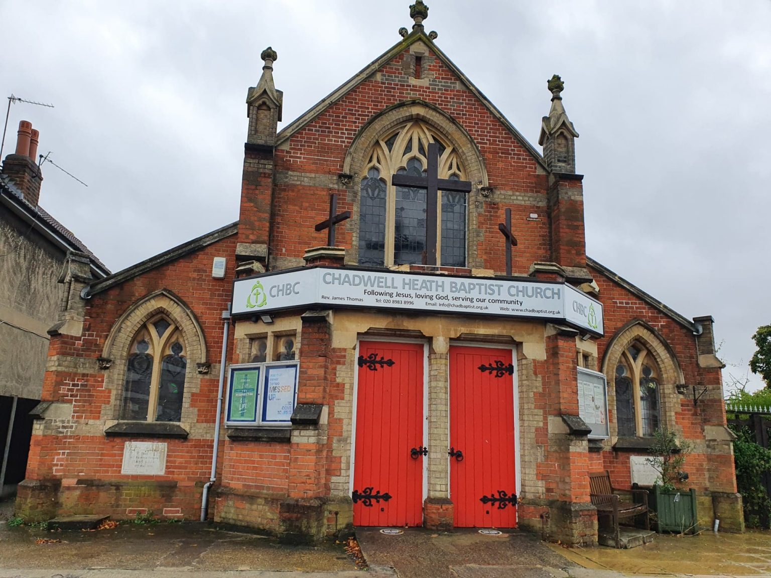 Muslim successfully rips hated cross from roof of London church