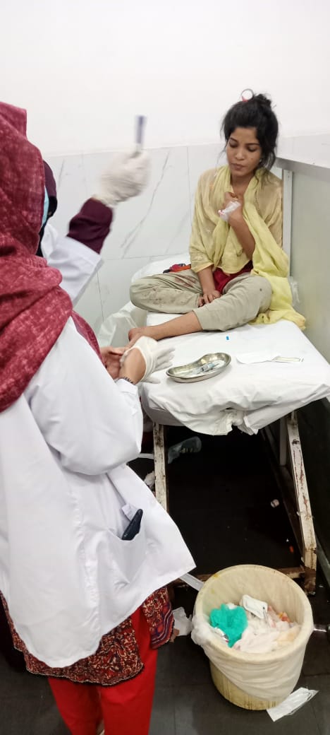 Maria Kashif receiving treatment
