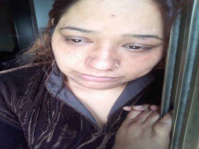 Pak-Christian mother of three kidnapped at gunpoint and forced into fake Islamic marriage – husband hides with kids after being threatened by crime gang for complaining to police