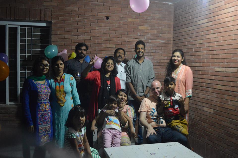 Pakistan Religious Affairs Ministry oppose a restriction on converting religion before the age of 18