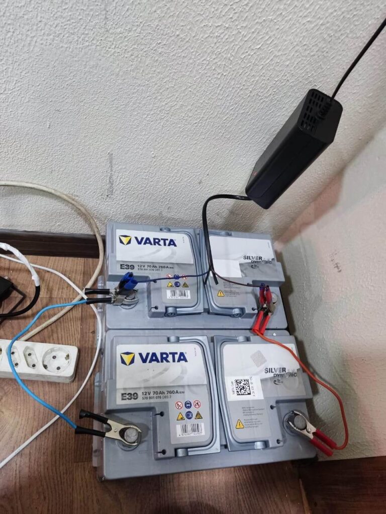 Ukraine power cuts leave Kherson citizens desperate for aid